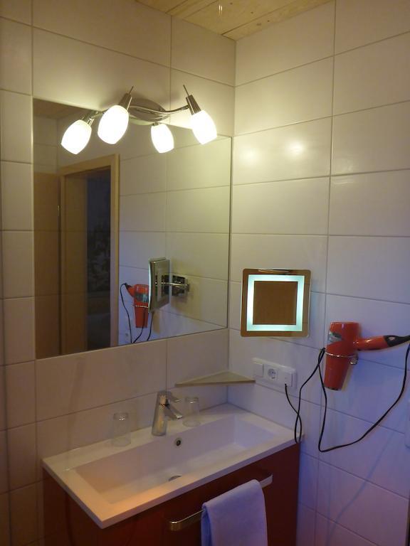 Gaestehaus Guggomos "Das Allgaeustyle" Fussen Phòng bức ảnh